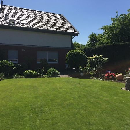Apartment Am Park Tönisvorst エクステリア 写真